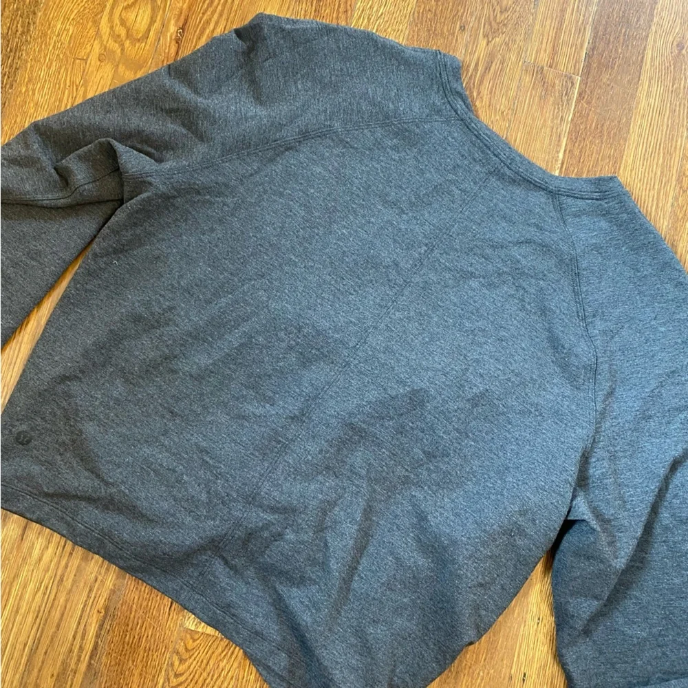 Lululemon Tuck & Gather Pullover - Picture 6 of 7